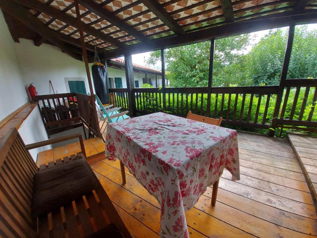 Apartmaji Hedera Komen Bagian luar foto