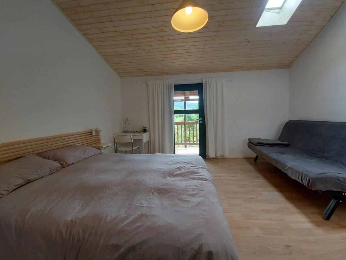 Apartmaji Hedera Komen Bagian luar foto